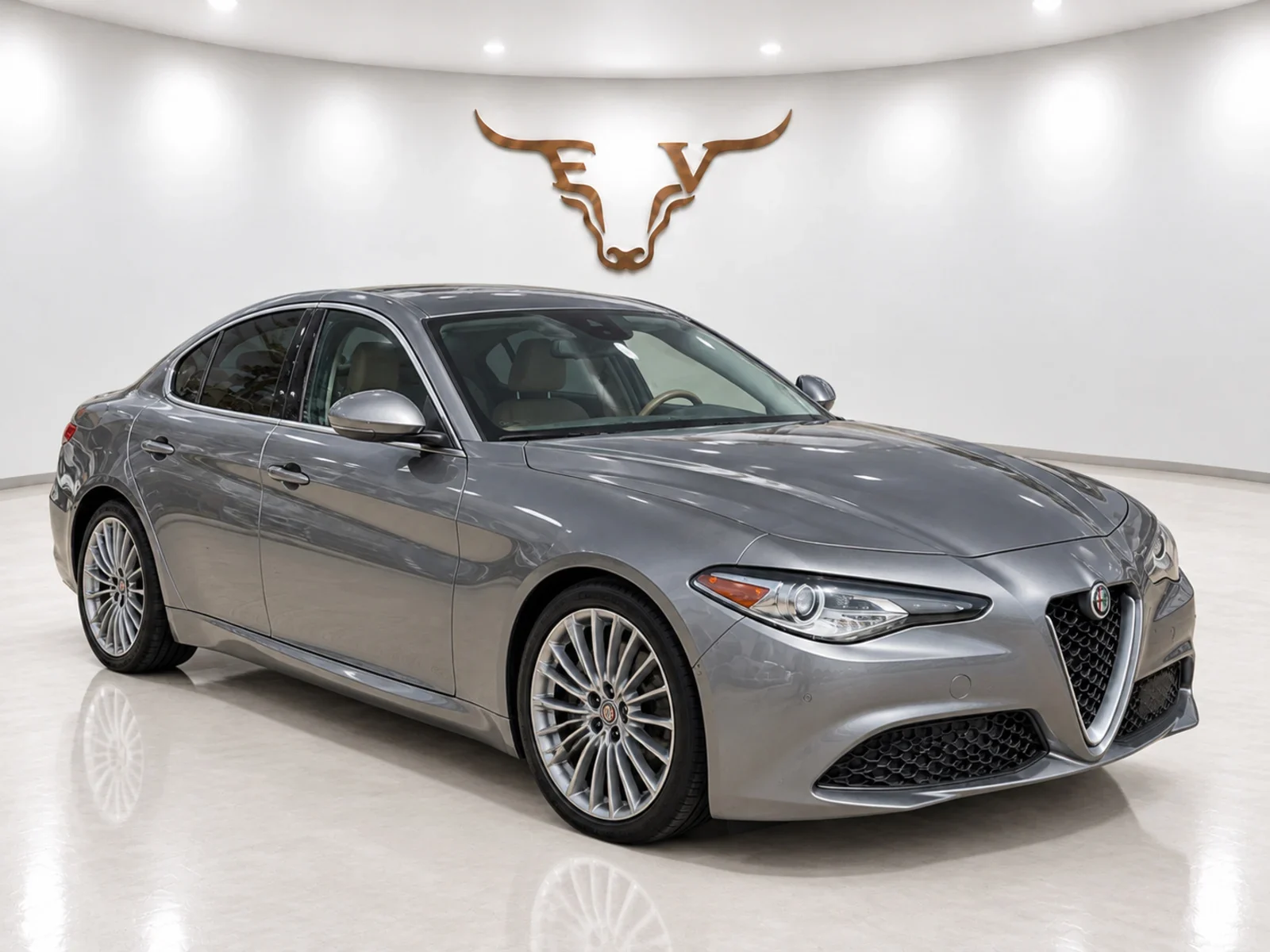 2017 Alfa Romeo Giulia photo 3