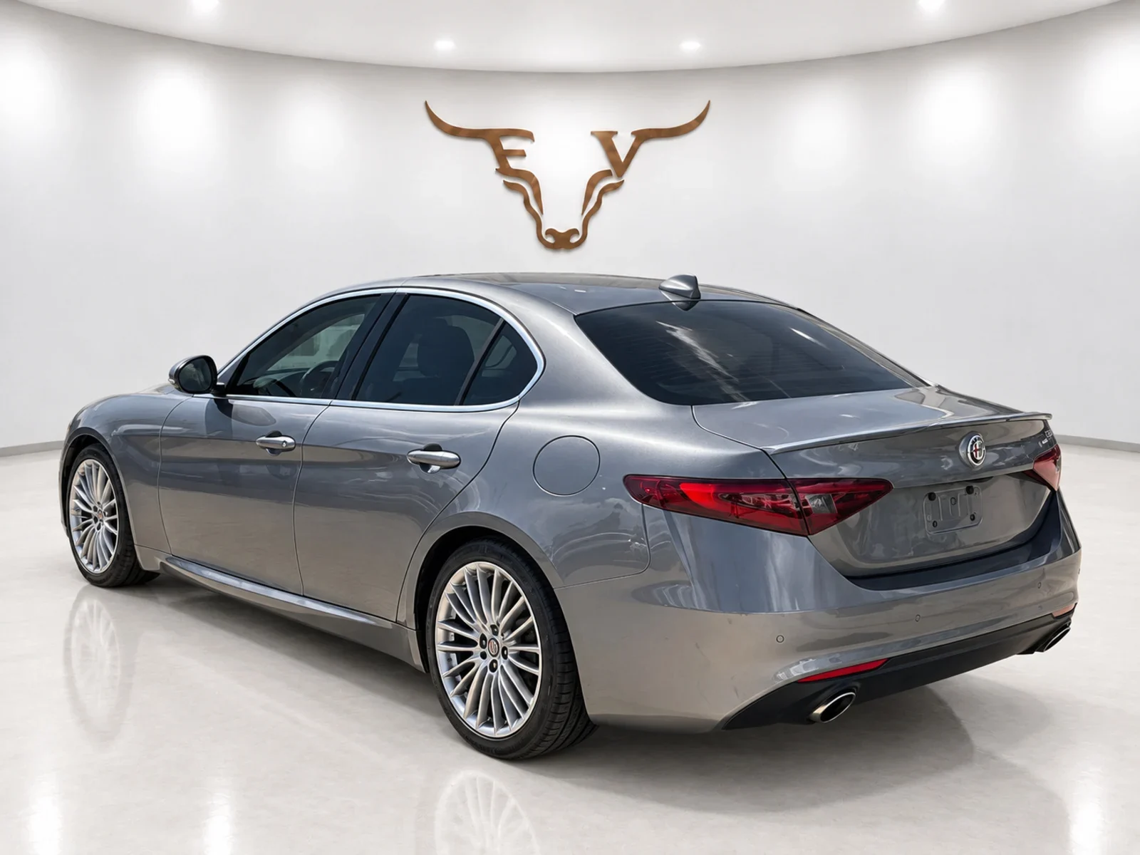 2017 Alfa Romeo Giulia photo 6