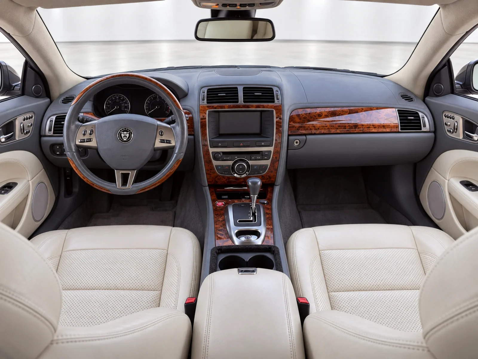 2007 Jaguar XK photo 8