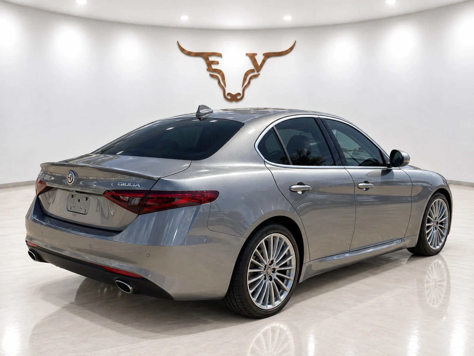 2017 Alfa Romeo Giulia photo 8