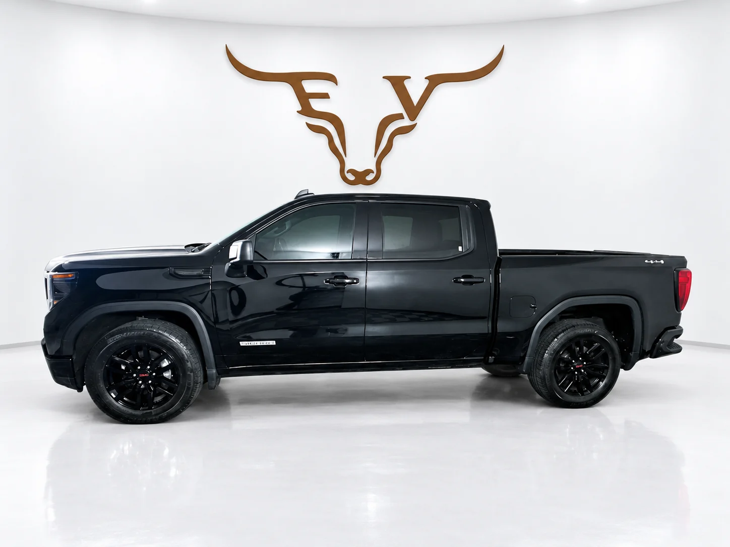 2024 GMC Sierra 1500 Elevation Crew Cab 4x4 photo 3