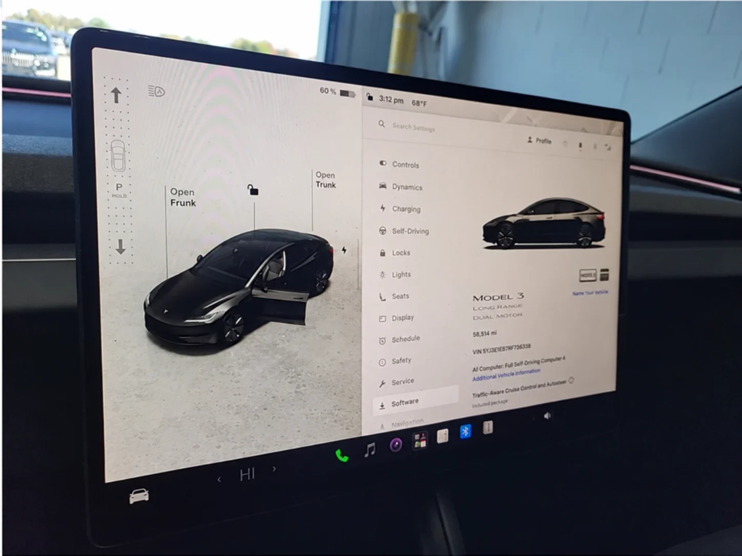 2024 Tesla Model 3 Long Range photo 9