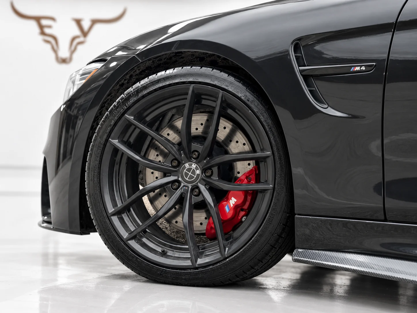 2017 BMW M4 Competition photo 3