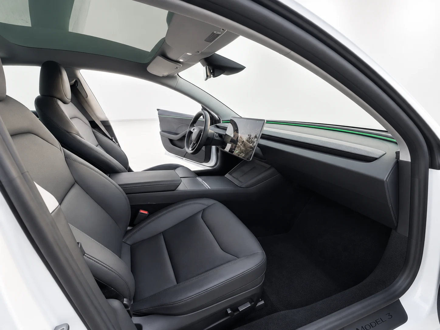 2024 Tesla Model 3 Premium Standard Range photo 9