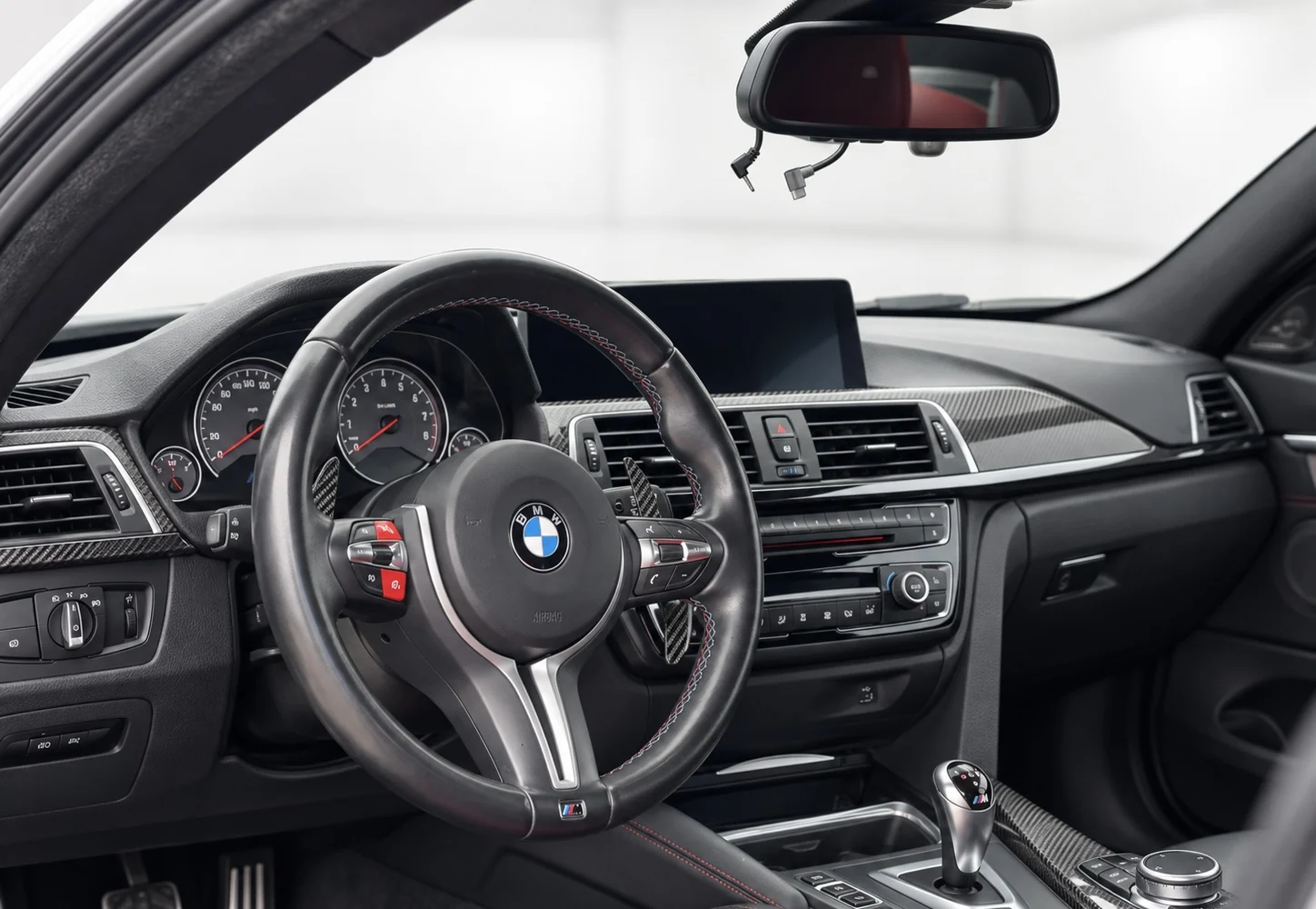 2017 BMW M4 Competition photo 4
