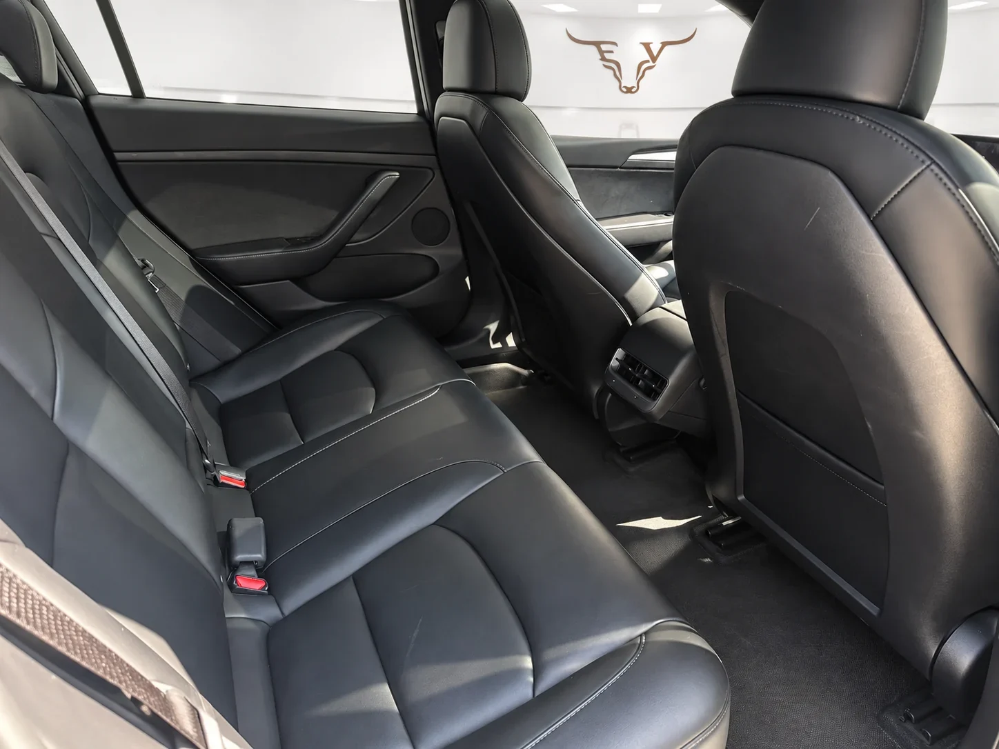 2023 Tesla Model 3 Standard Range photo 8