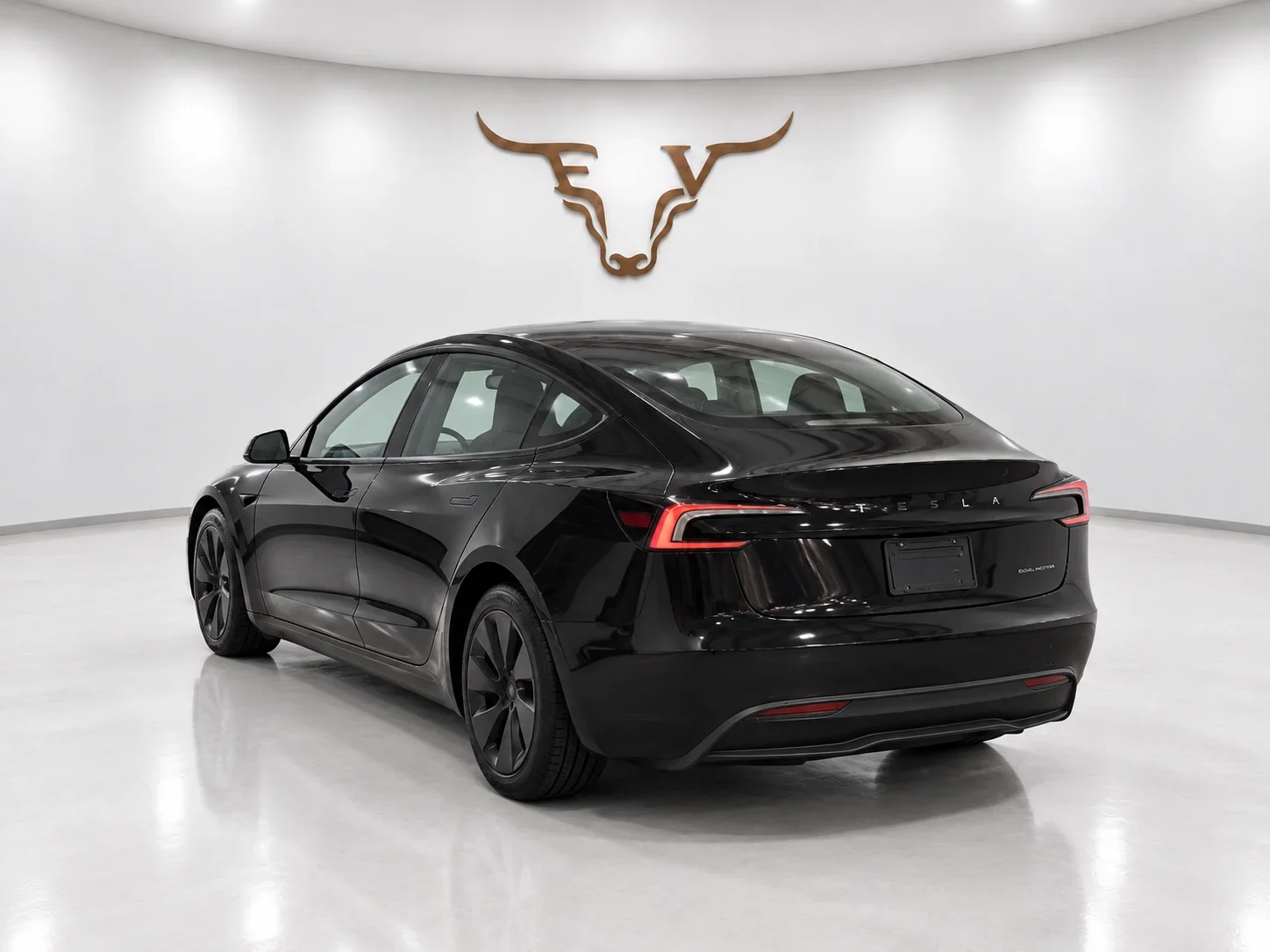 2024 Tesla Model 3 Long Range photo 4