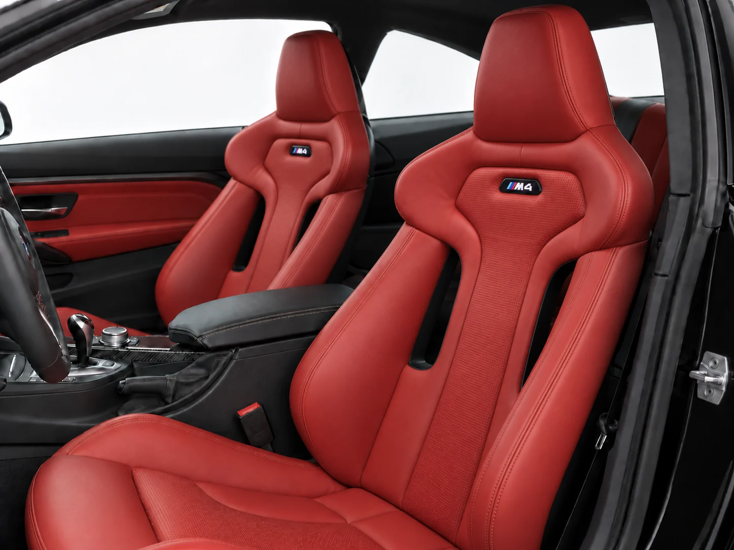 2017 BMW M4 Competition photo 5