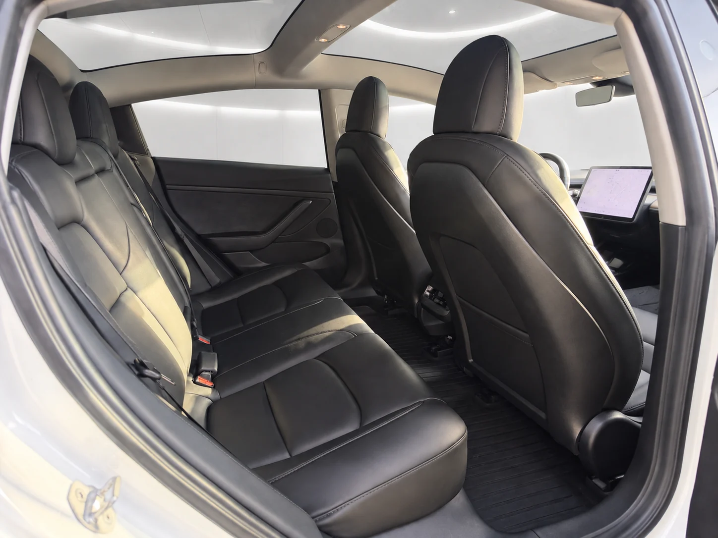 2022 Tesla Model 3 Standard Range RWD w/Enhanced Autopilot photo 9