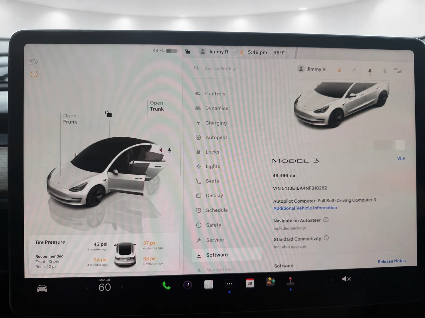 2022 Tesla Model 3 Standard Range RWD w/Enhanced Autopilot photo 16